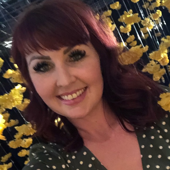 Meet your Posher, Amy - Picture 1 of 1